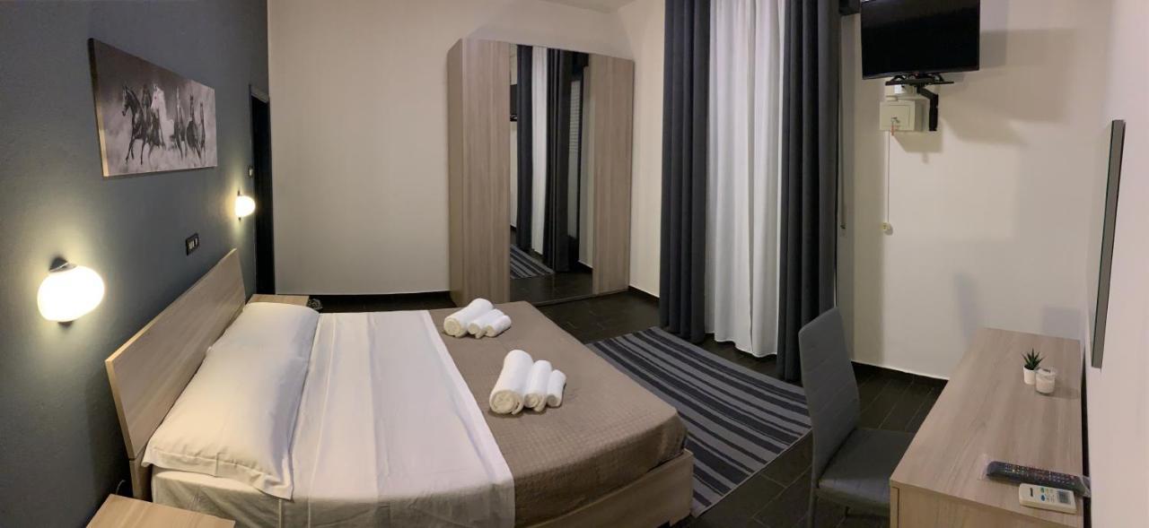 Hotel Neyra Beach Rimini Luaran gambar